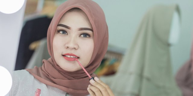 product-lipstick-1.png product-lipstick-1.png